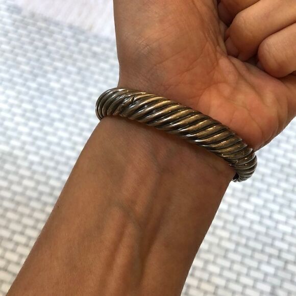 David Yurman horsebit diamond bangle * RARE * - Picture 3 of 6
